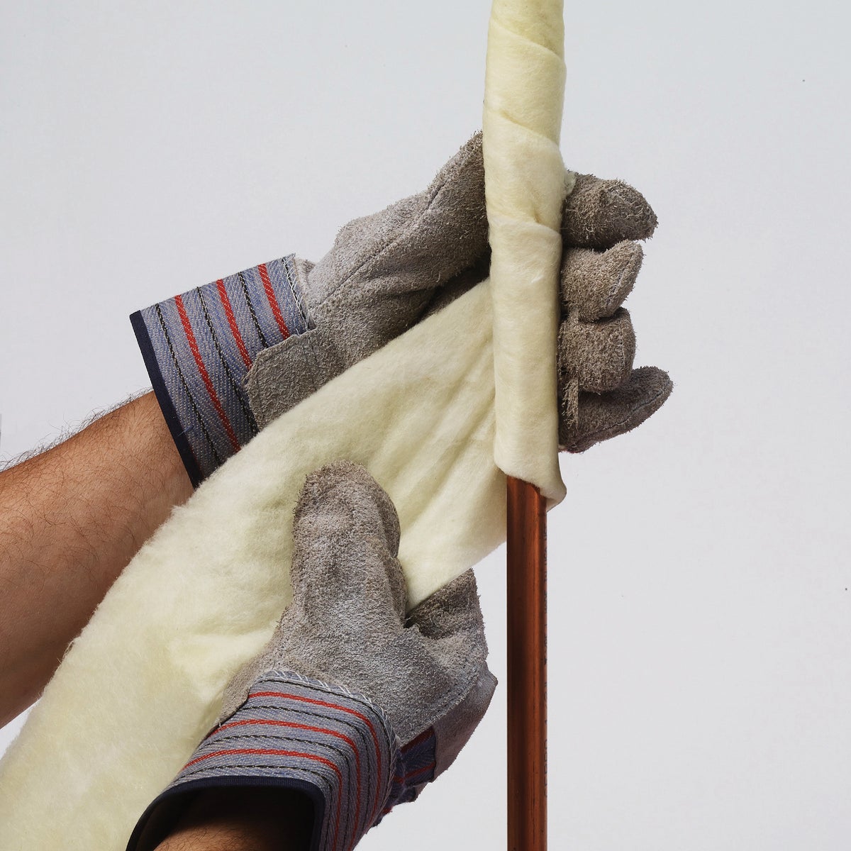 Frost King 6 In. W x 25 Ft. L x 1/2 In. 1.6 Unfaced Fiberglass Pipe Insulation Wrap Roll, 12.5 Sq. Ft. Image 2