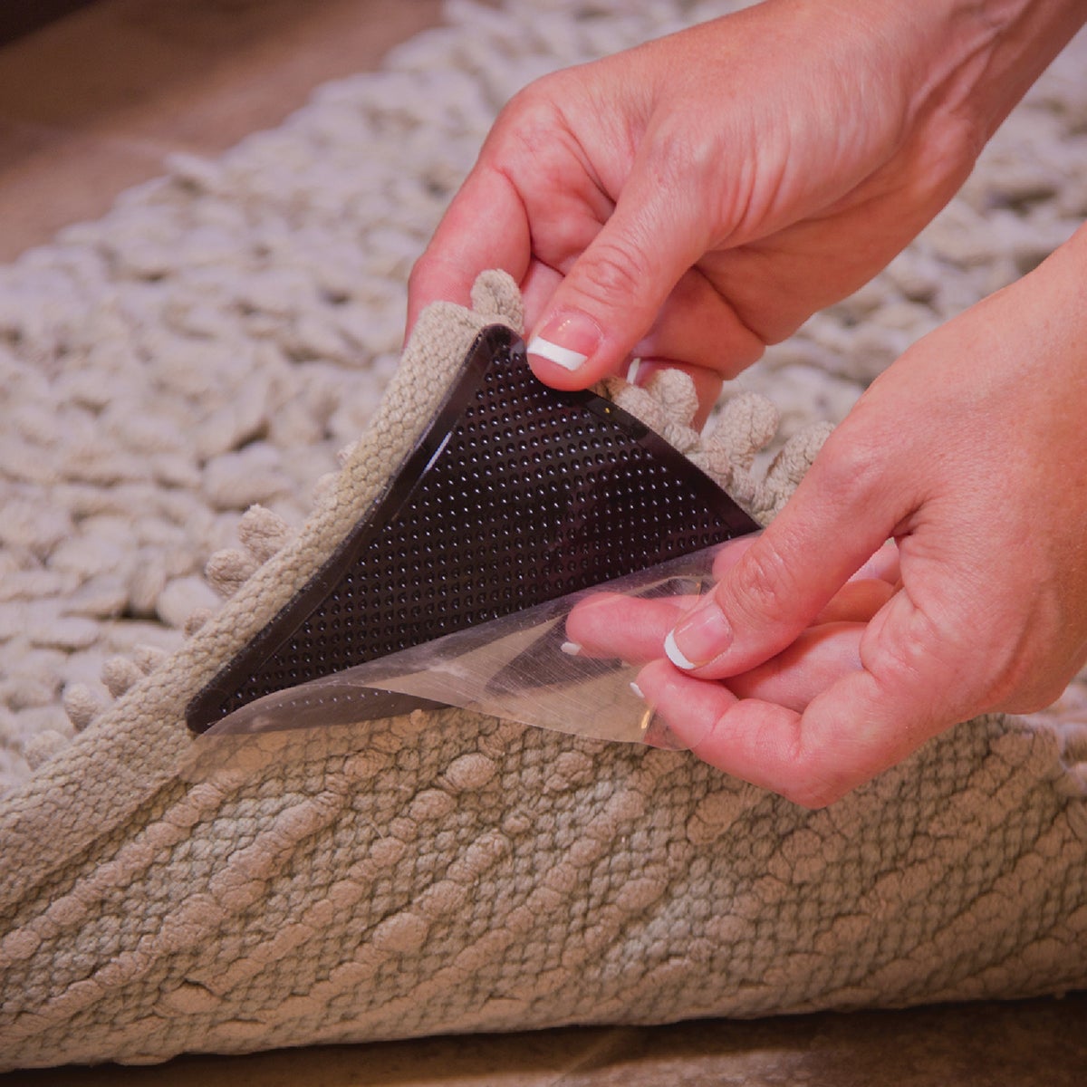 Ruggies Nonslip Rug Gripper Tape (8-Pack) Image 6