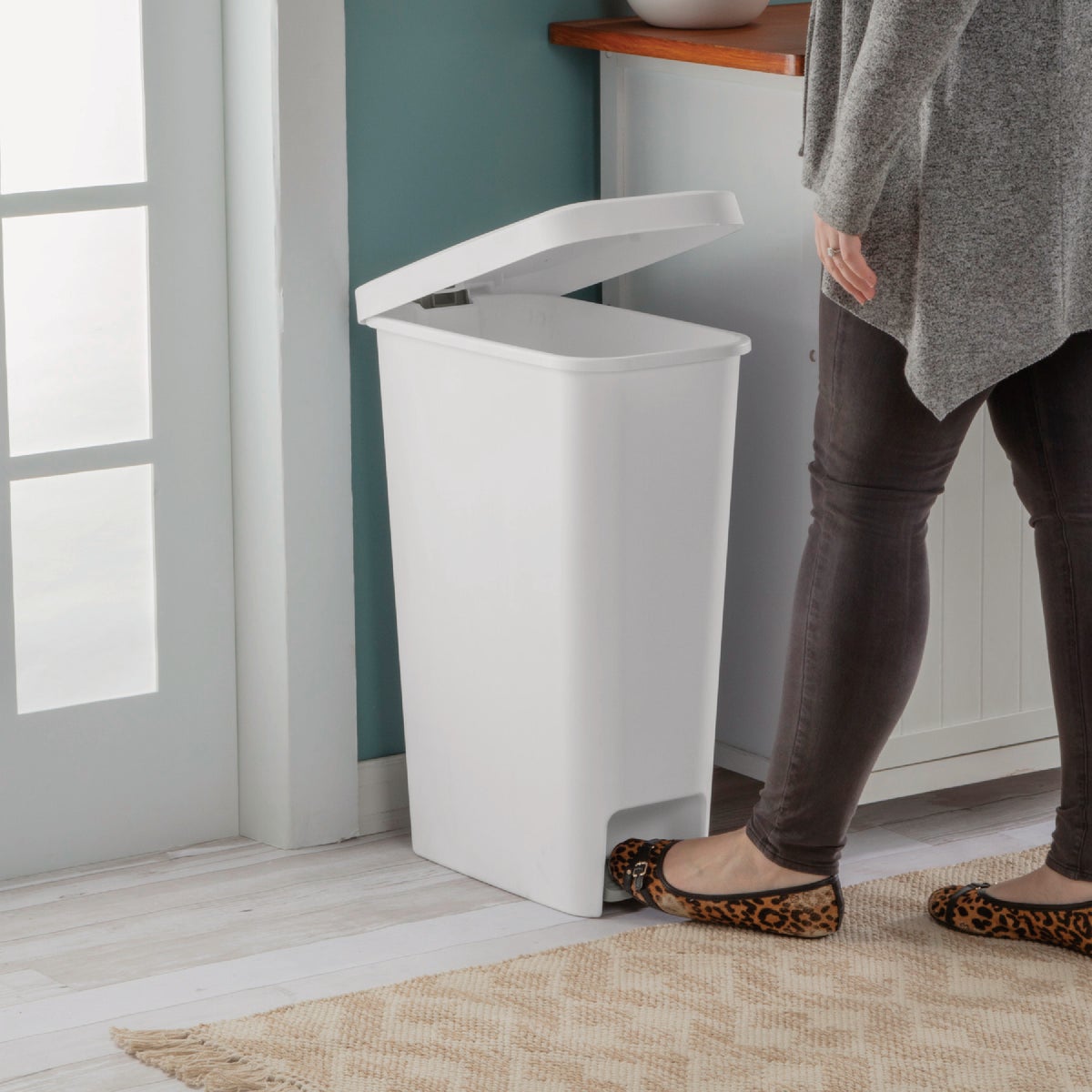 Sterilite 11 Gal. White Slim Step-On Wastebasket Image 2