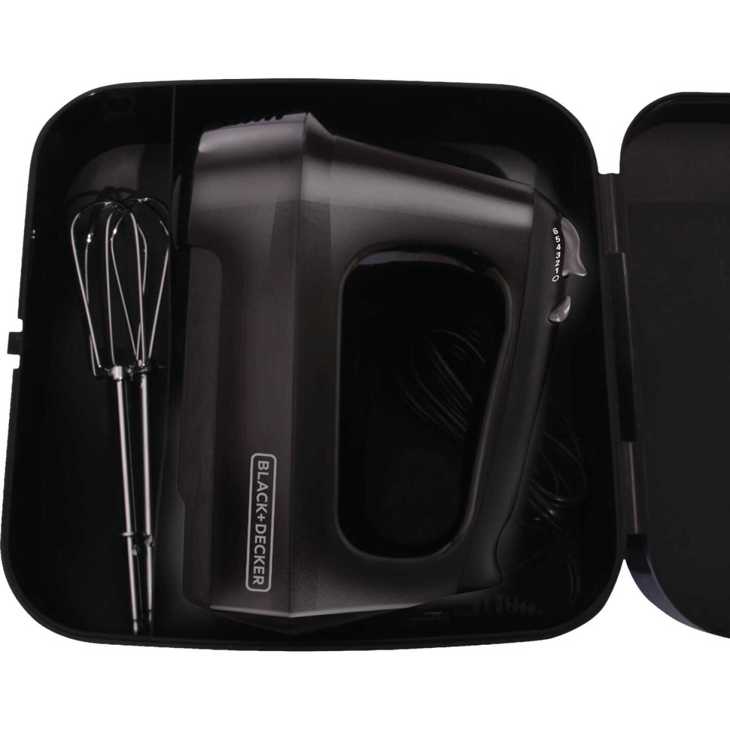 Black & Decker 6-Speed Easy Storage Hand Mixer Image 4