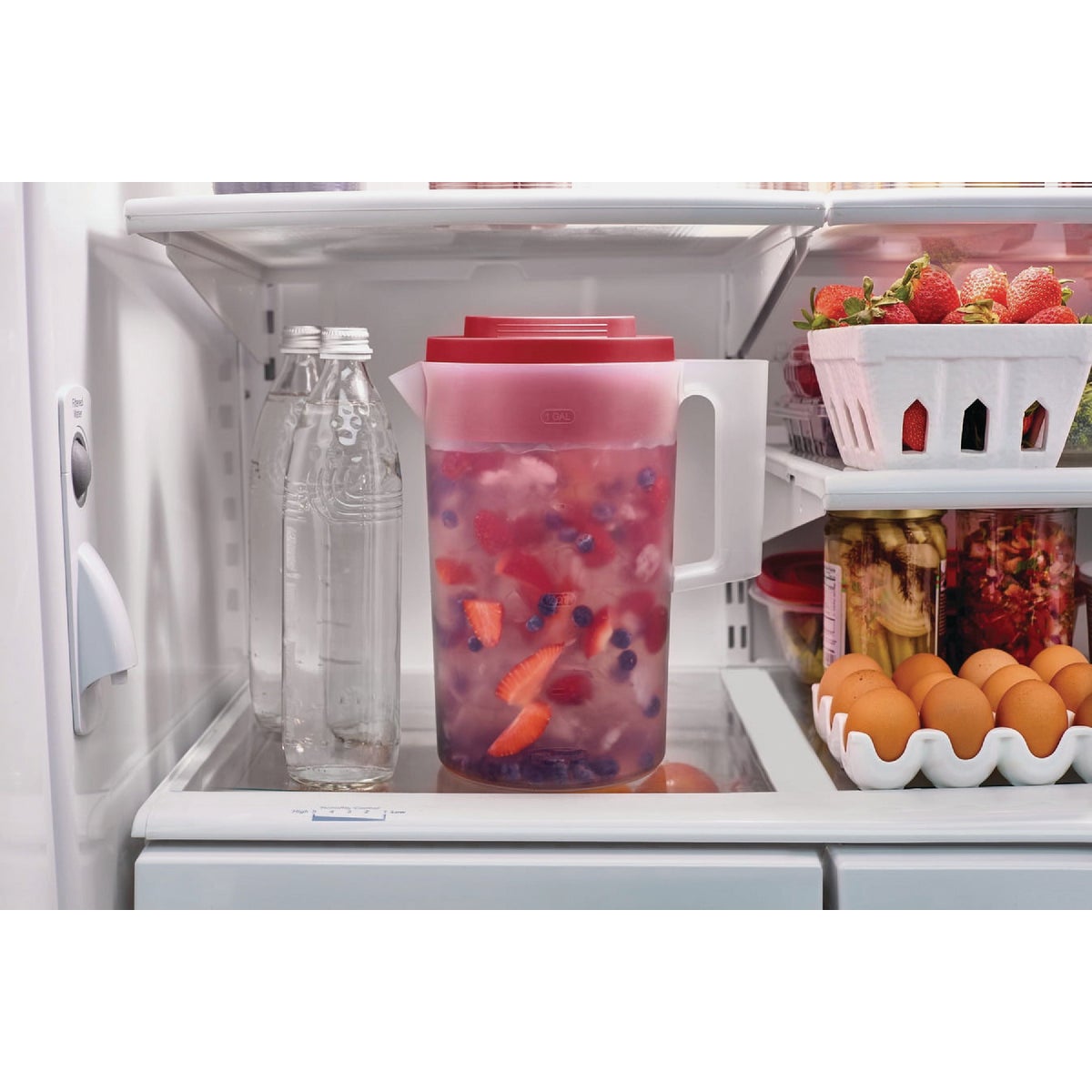 Rubbermaid 1 Gal. Simply Pour Plastic Pitcher with Multi-Function Lid Image 2