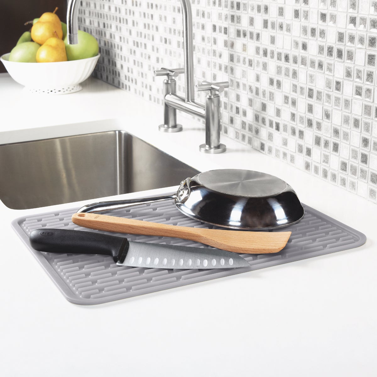 OXO Good Grips 12.5 In. x 16.9 In. Large Gray Silicone Drying Mat Image 3