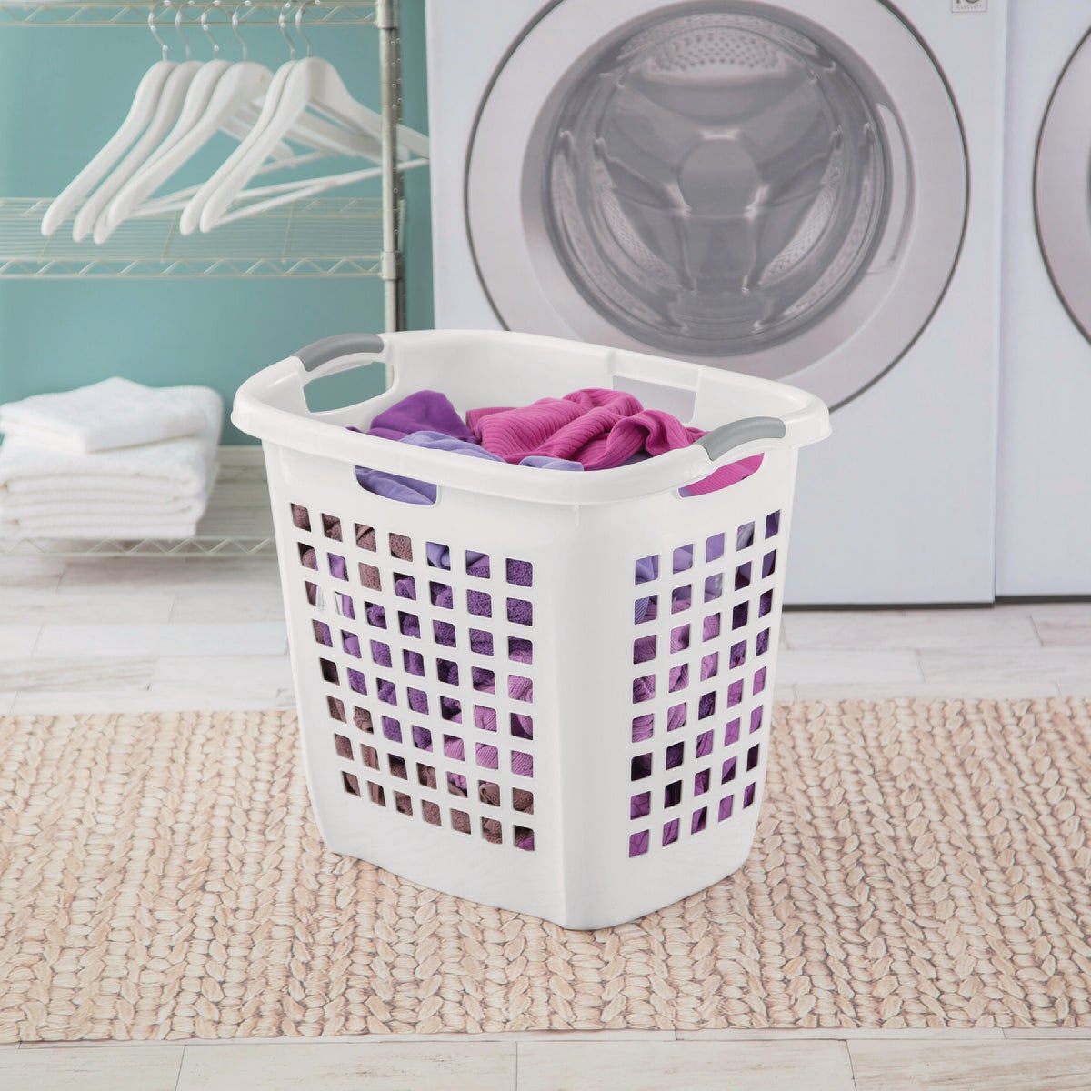 Sterilite White Ultra Easy Carry Hamper Image 3