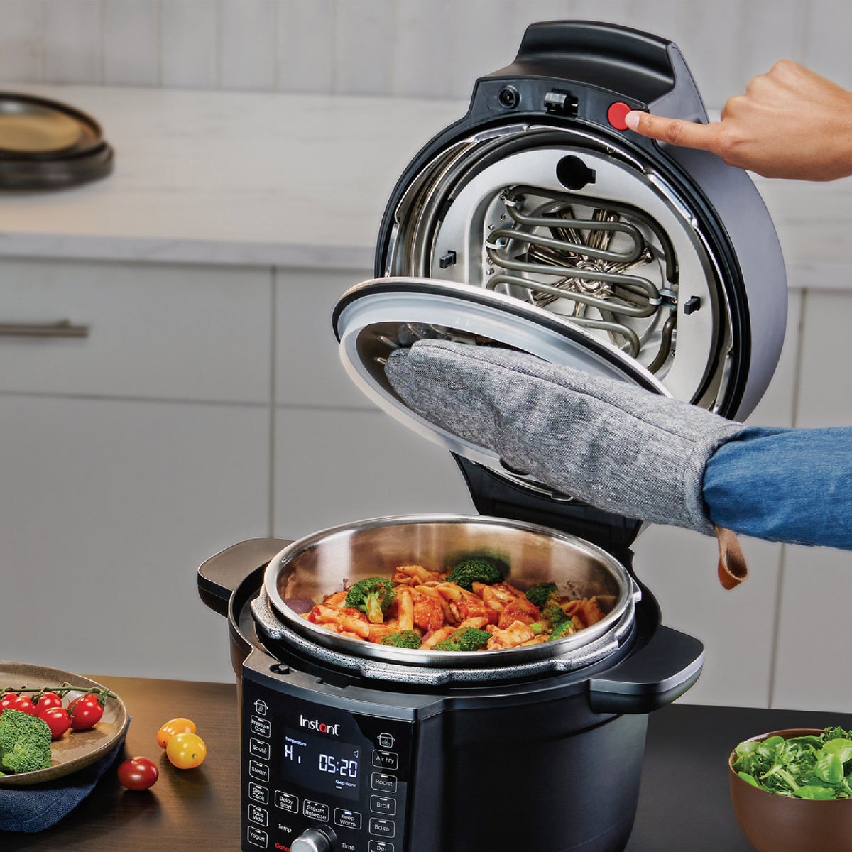 Instant Pot Duo Crisp 6.5 Qt. Air Fryer & Multi-Cooker with Ultimate Lid Image 2