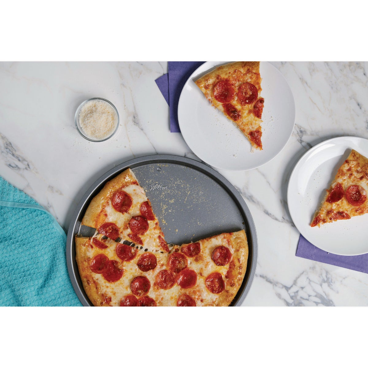Wilton Silver 12 In.  Non-Stick Bakeware Pizza Pan