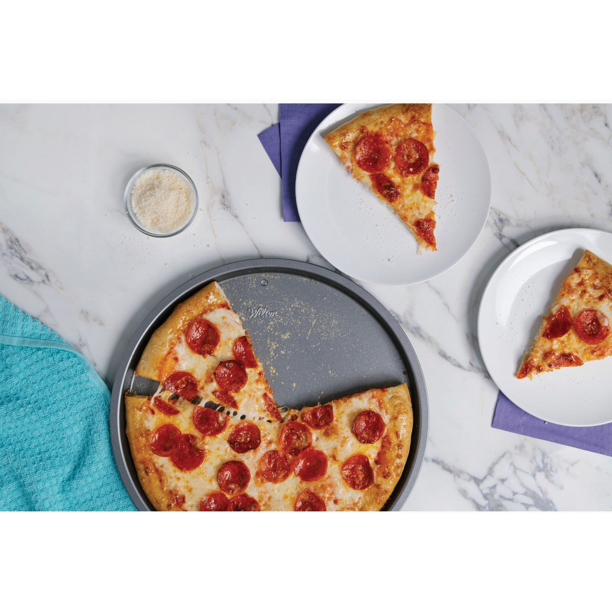 Wilton Silver 12 In. Non-Stick Bakeware Pizza Pan Image 2