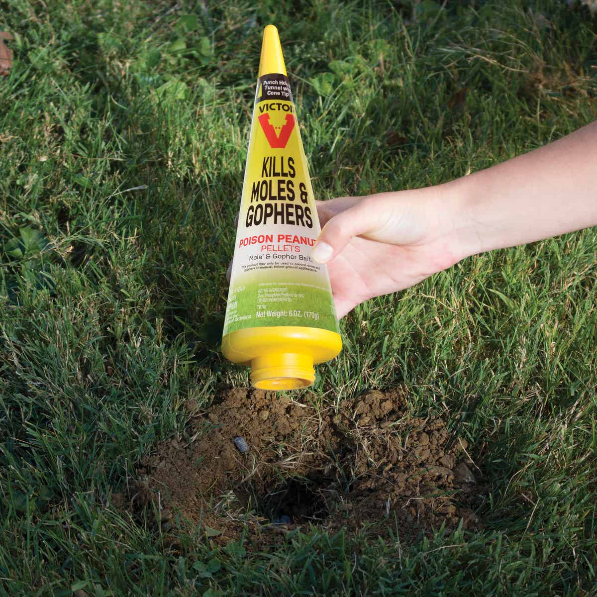 Victor 6 Oz. Pellets Mole & Gopher Killer Image 2