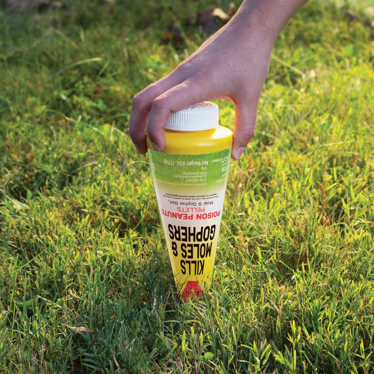 Victor 6 Oz. Pellets Mole & Gopher Killer Image 3
