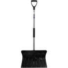 Common Goods 20 In. Poly Snow Shovel with Steel Wear Strip and 38 In. Steel Handle Image 2