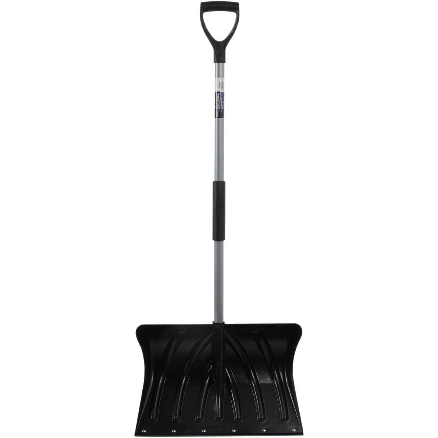 Common Goods 20 In. Poly Snow Shovel with Steel Wear Strip and 38 In. Steel Handle Image 2