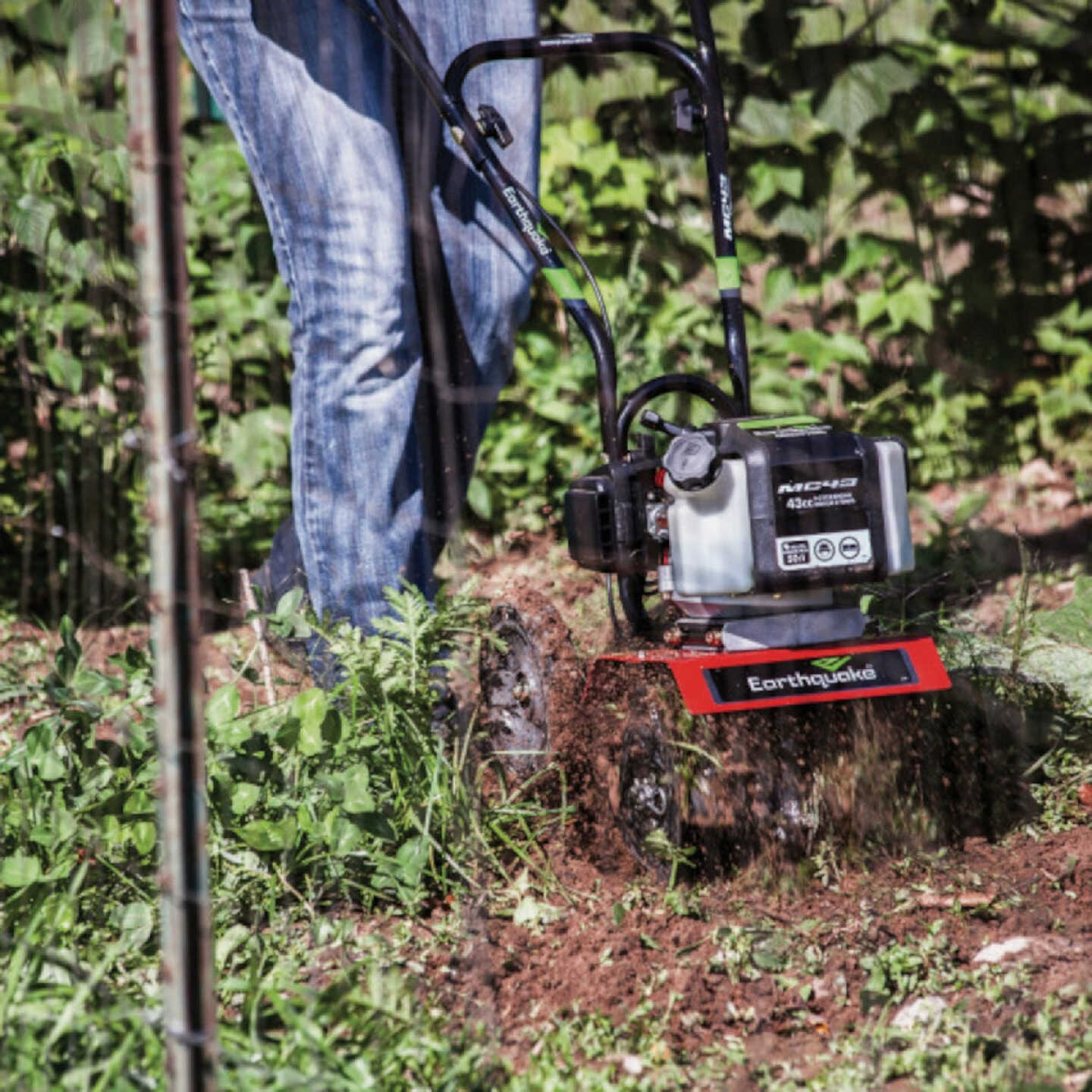 Earthquake 43cc 2-Cycle Cultivator with Viper Engine Image 3