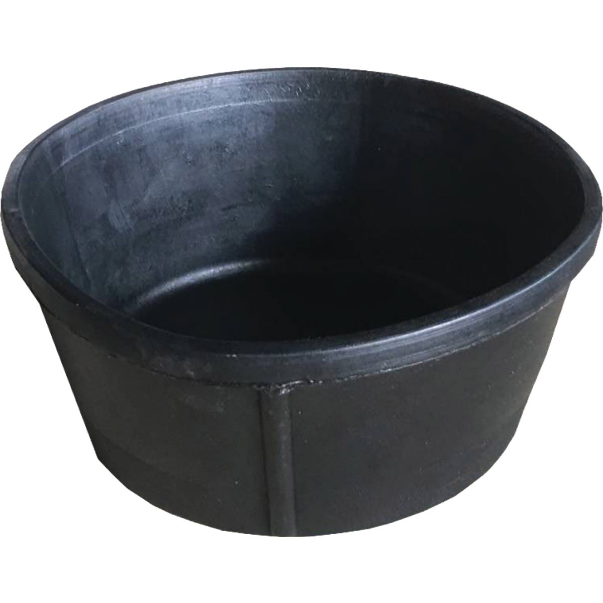 Master Rancher 2 Qt. Black Heavy-Duty Rubber Feed Pan