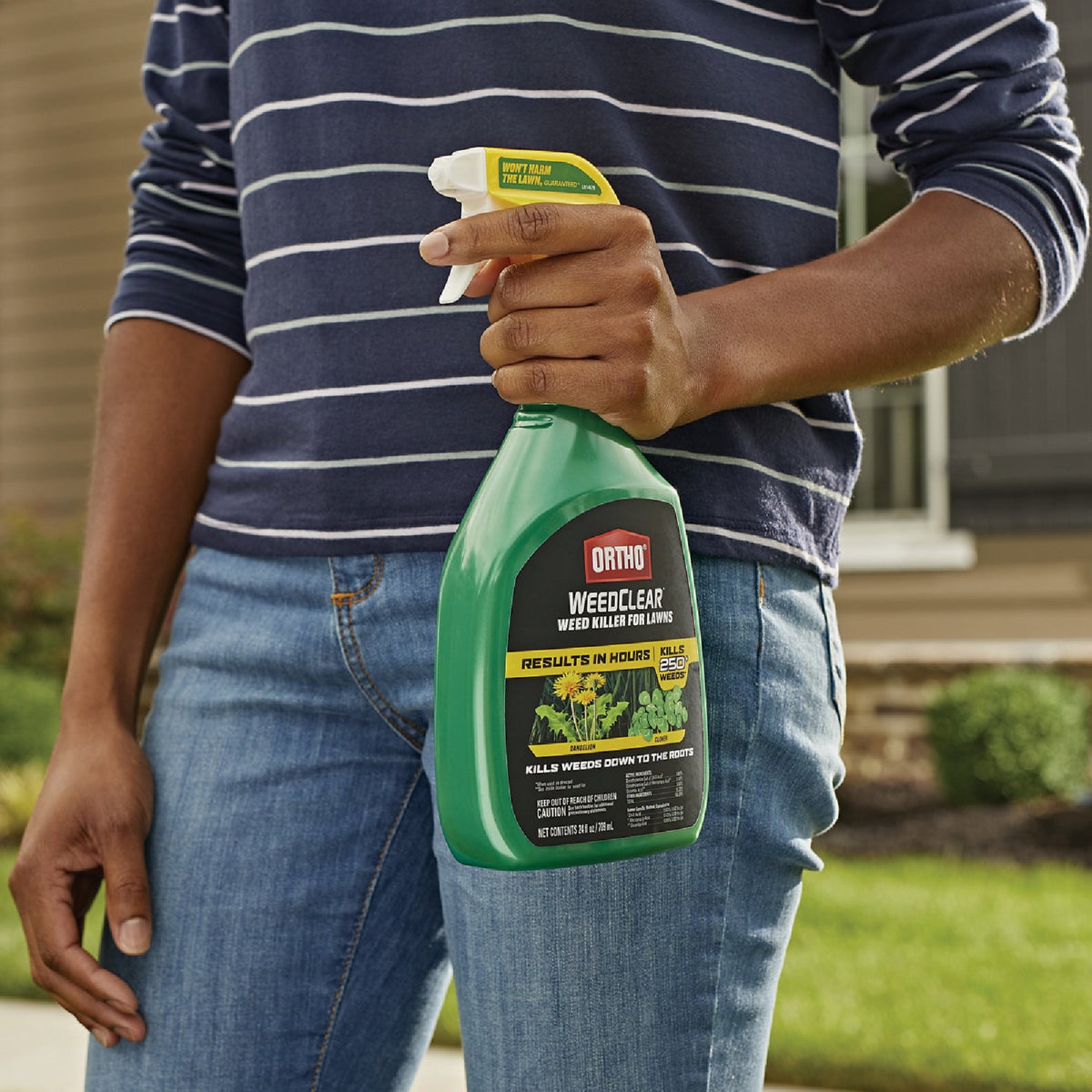 Ortho WeedClear 24 Oz. Trigger Spray Weed Killer For Lawns Image 2