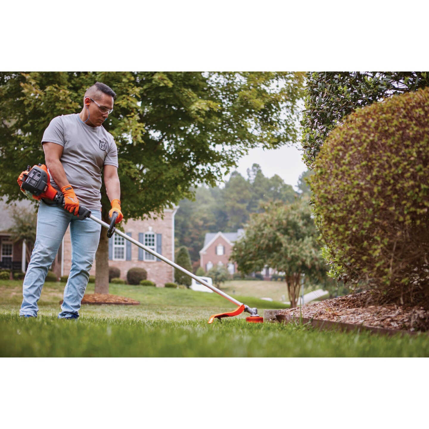 Husqvarna 130L 28cc 18 In. 2-Cycle Straight Shaft Gas String Trimmer Image 10