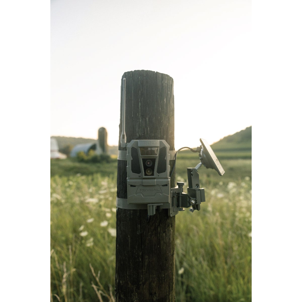 Tactacam Reveal Pro 4.0 Solar Cellular Trail Camera Image 2