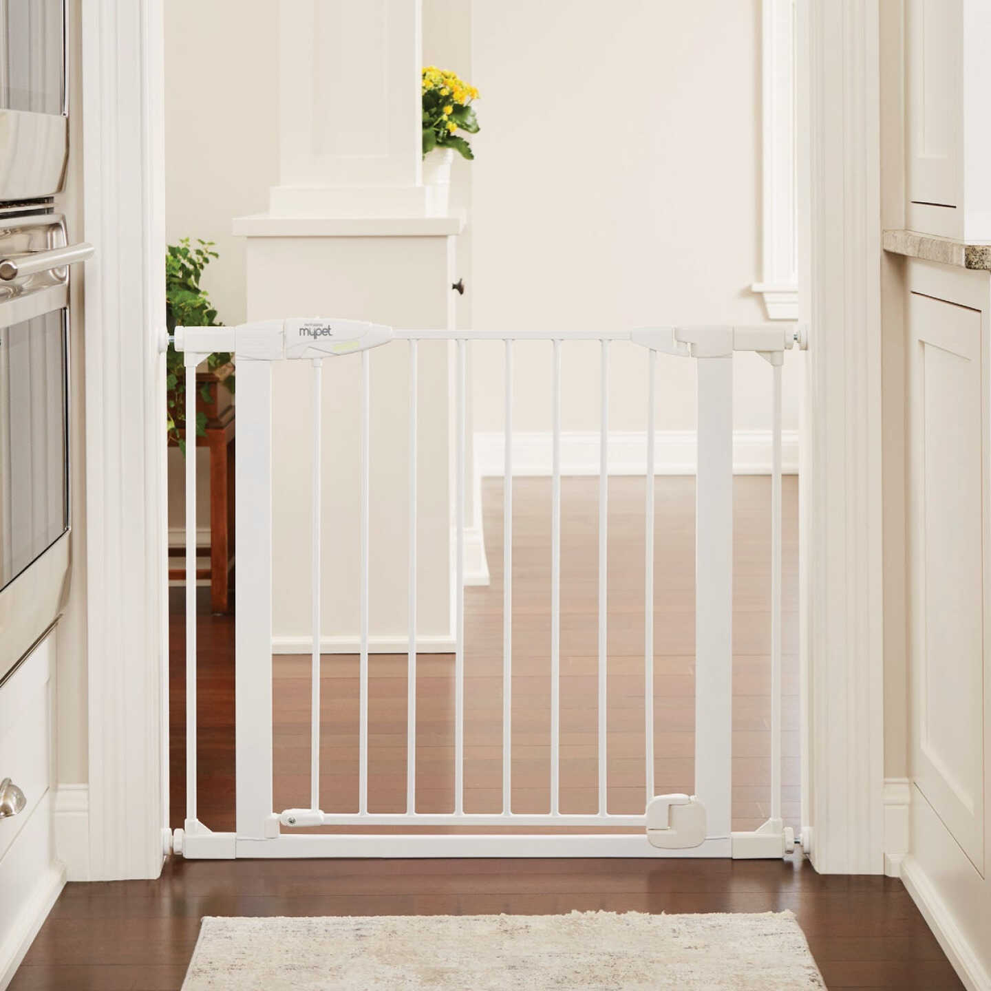 MyPet Ultimutt Walk Thru Pet Gate with Auto Close Image 1