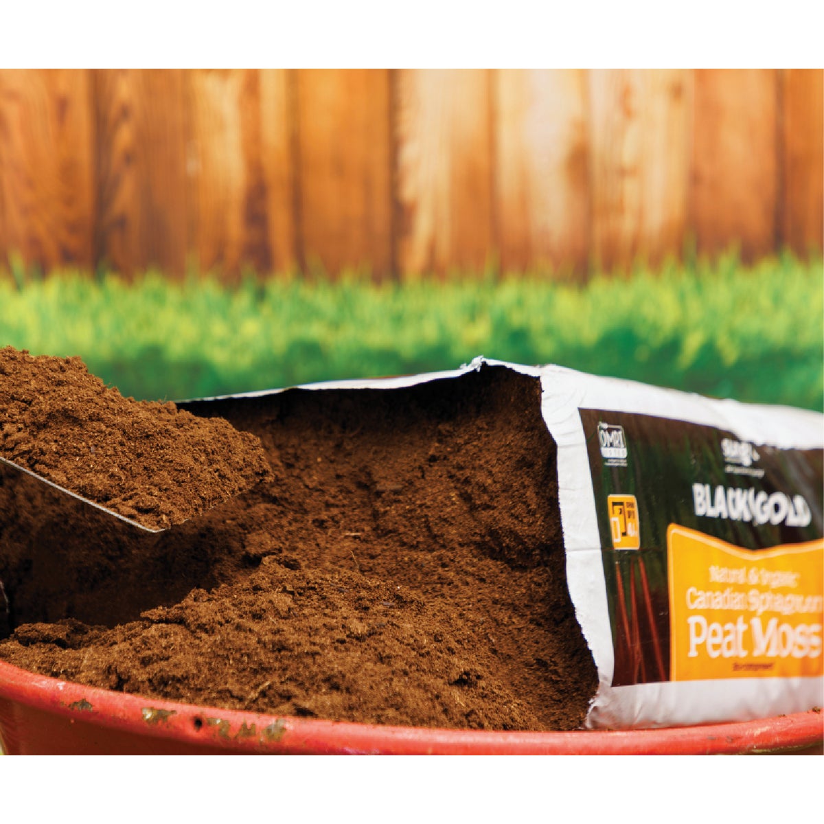 Black Gold 2.2 Cu. Ft. Natural & Organic Canadian Sphagnum Peat Moss Image 2