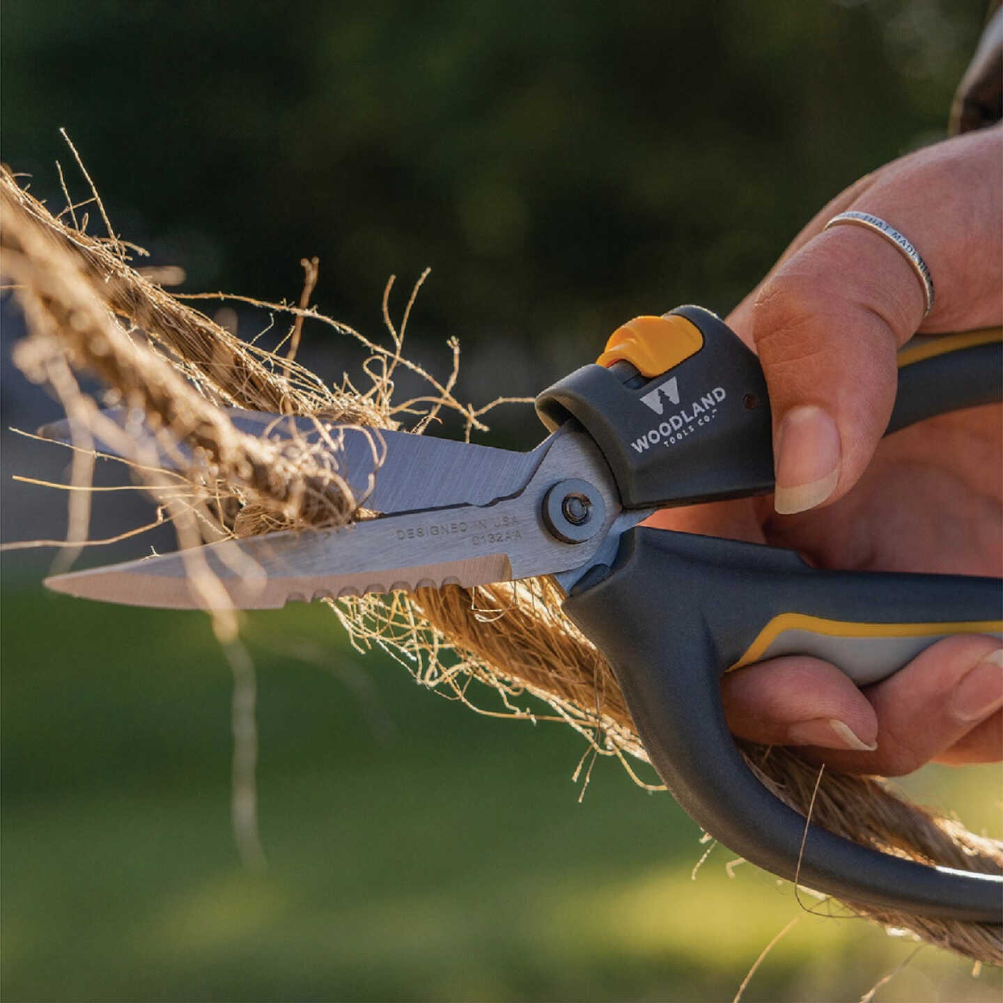 Woodland 9 In. Super Duty Multi-Use Utility Snip Image 5