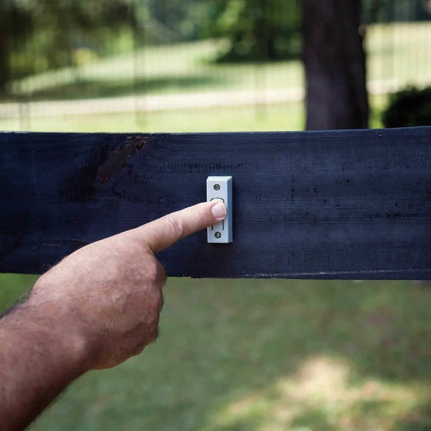 Mighty Mule Gate Opener Push Button Control Image 2