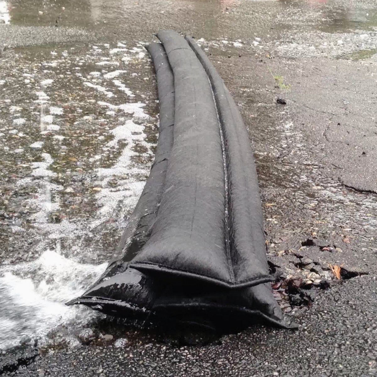 Quick Dam 6 In. x 17 Ft. Flood Barrier Fabric Image 3