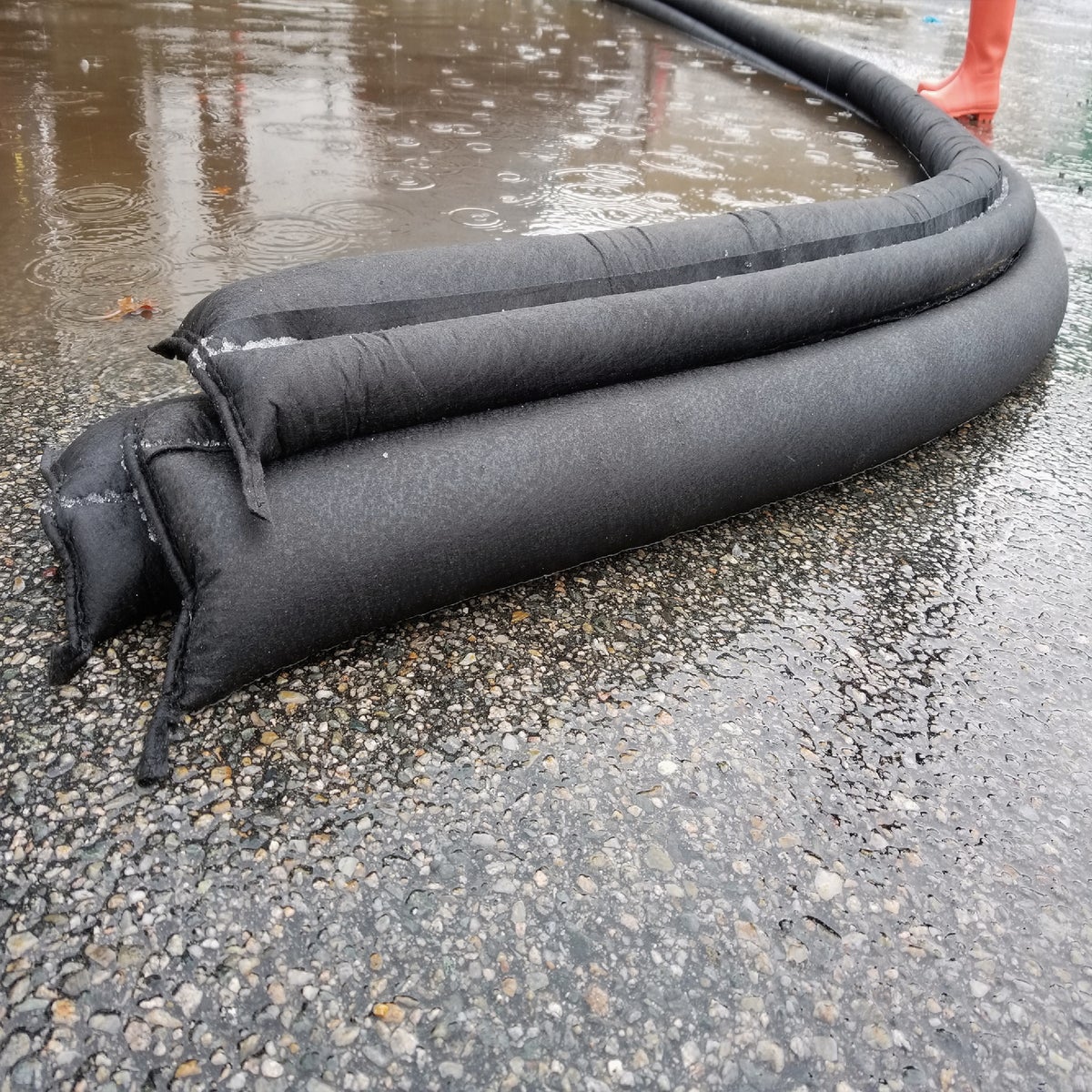 Quick Dam 6 In. x 17 Ft. Flood Barrier Fabric Image 6
