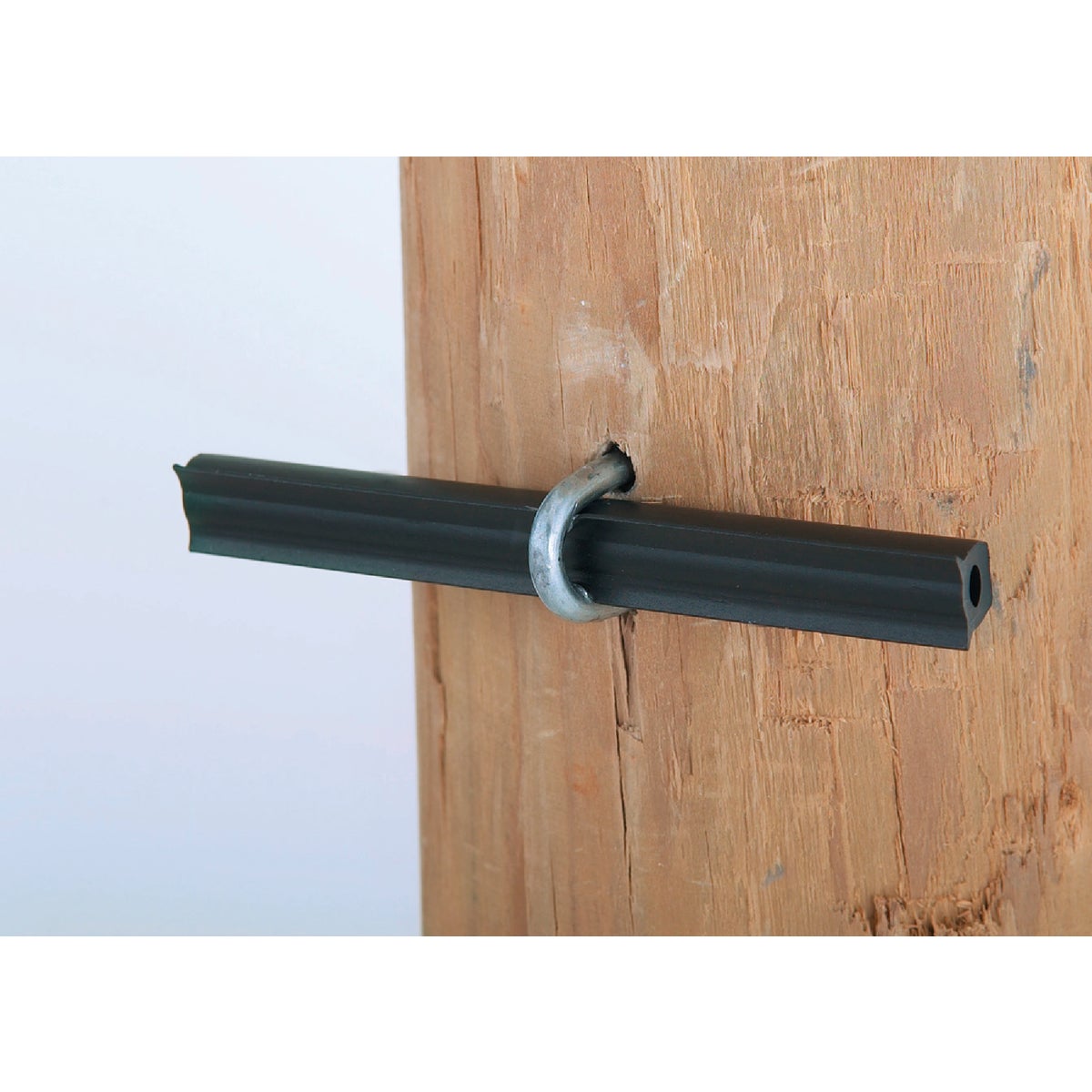 Dare Tube Black Polyethylene Electric Fence Insulator (50-Pack) Image 1