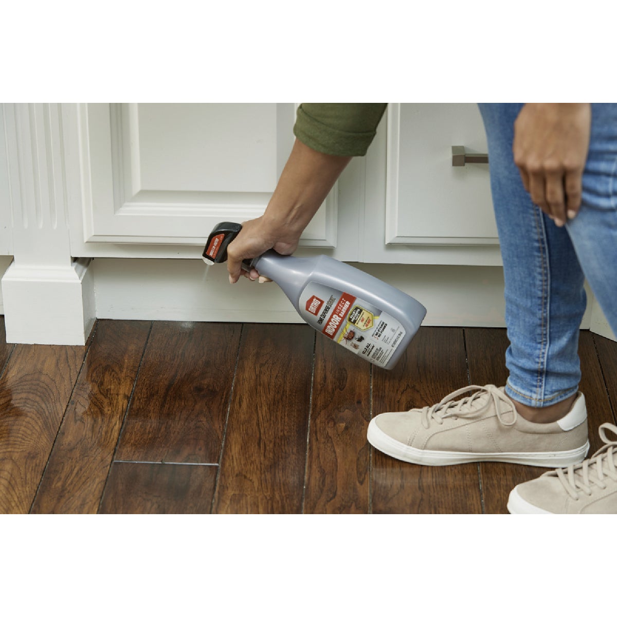 Ortho Home Defense MAX 24 Oz. Trigger Spray Indoor Insect Barrier Image 2