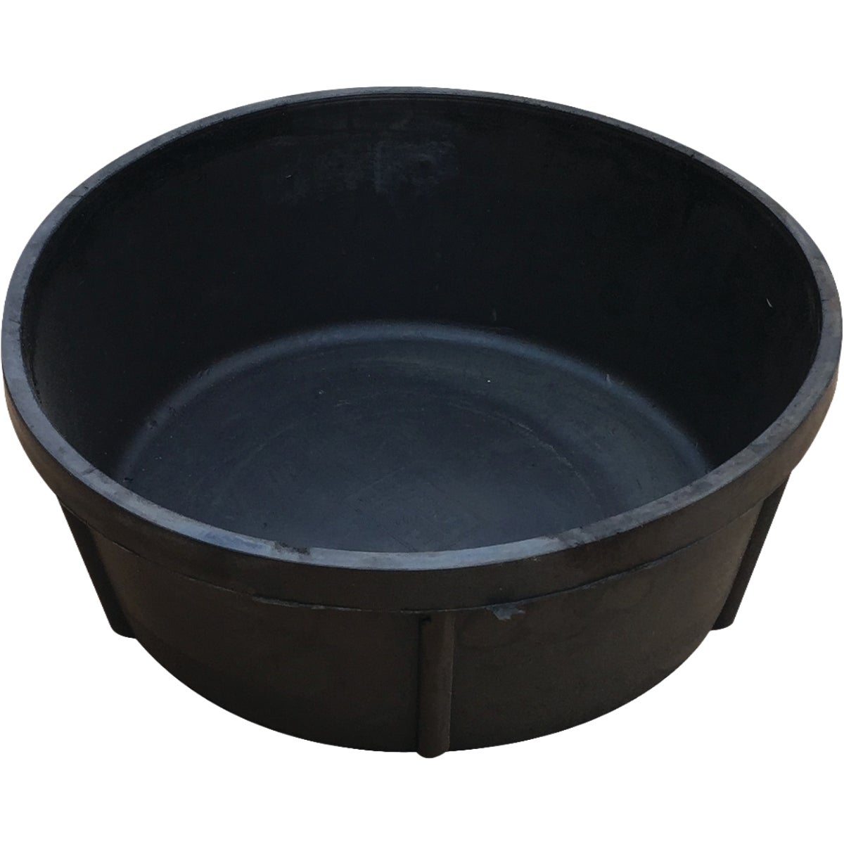 Master Rancher 4 Qt. Black Heavy-Duty Rubber Feed Pan