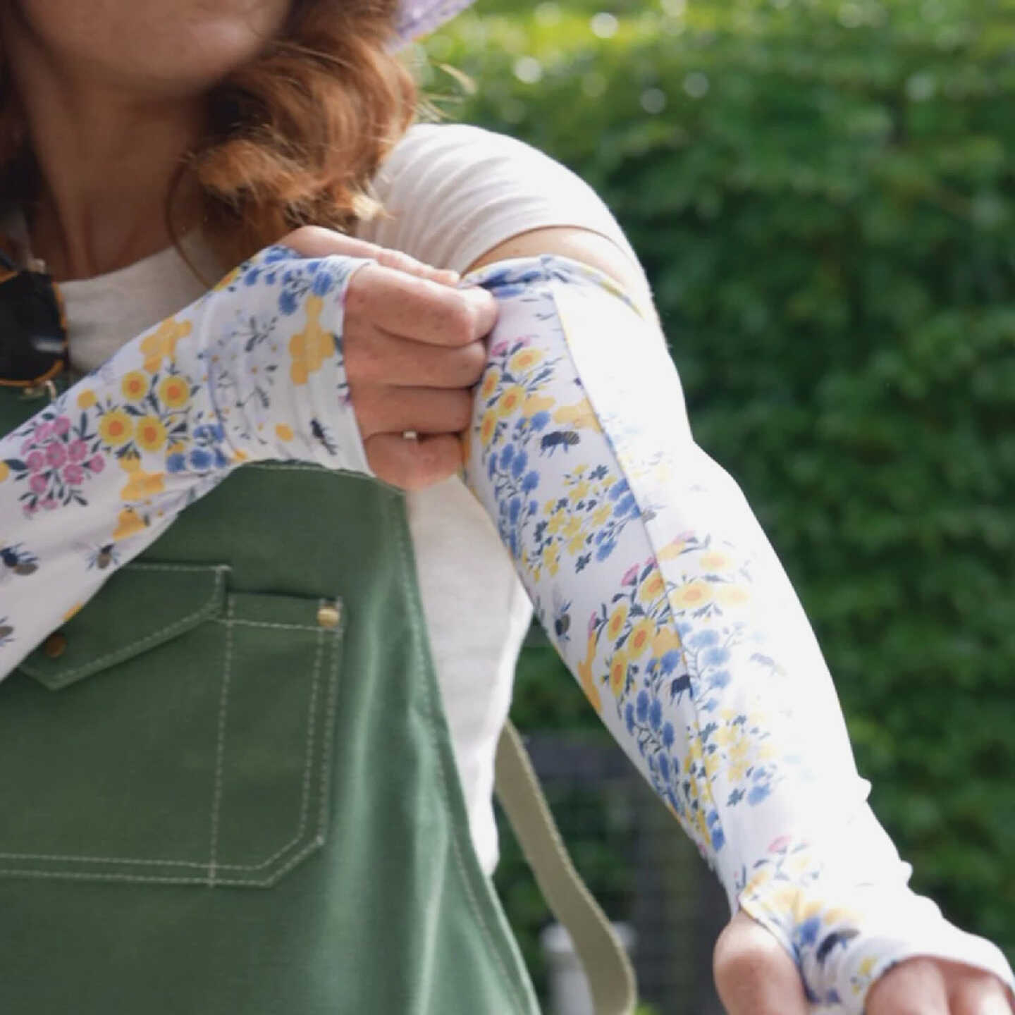 Farmers Defense Cream Save the Bees Protection Sleeves, Large/XL Image 4
