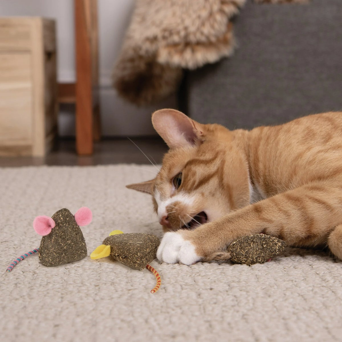 SmartyKat Mousy Mayhem Compressed Catnip Mice Cat Toy (2-Pack) Image 2