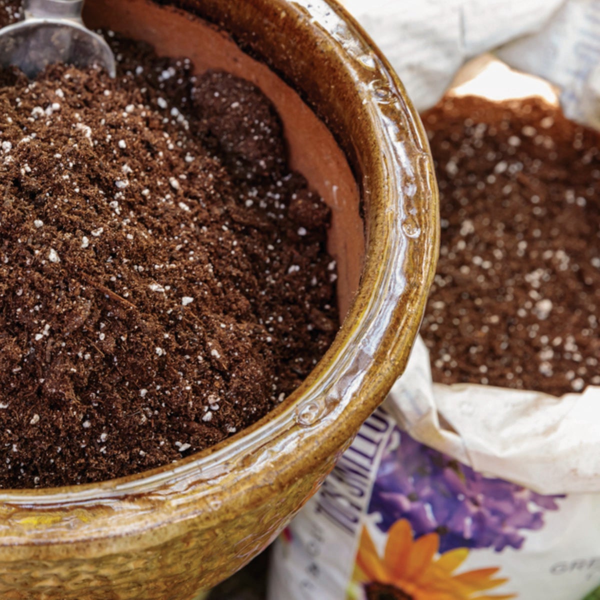 Proven Winners 1.5 Cu. Ft. Premium All Purpose Potting Soil Image 2