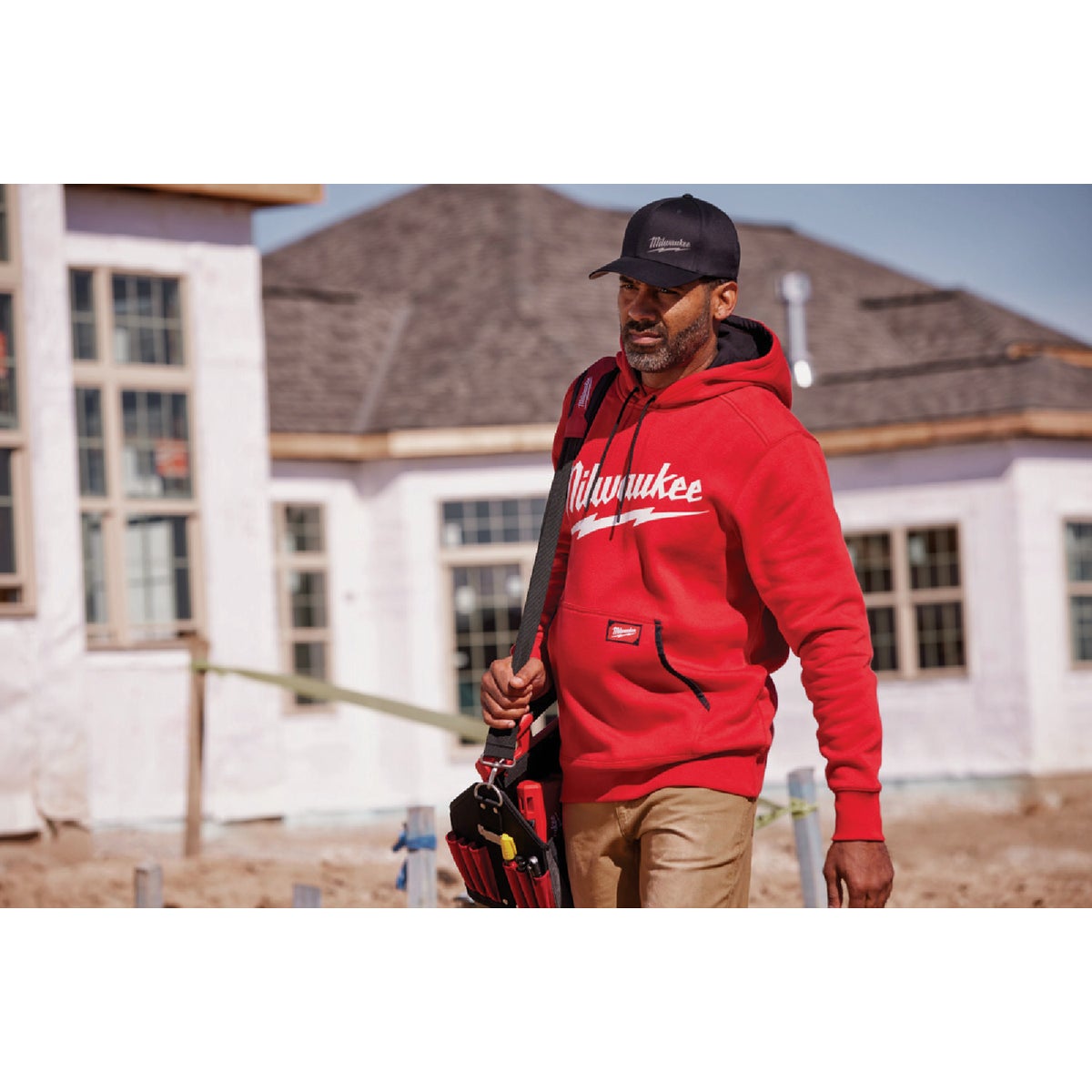 Milwaukee FREEFLEX XL Red Midweight Pullover Hooded Sweatshirt Image 2
