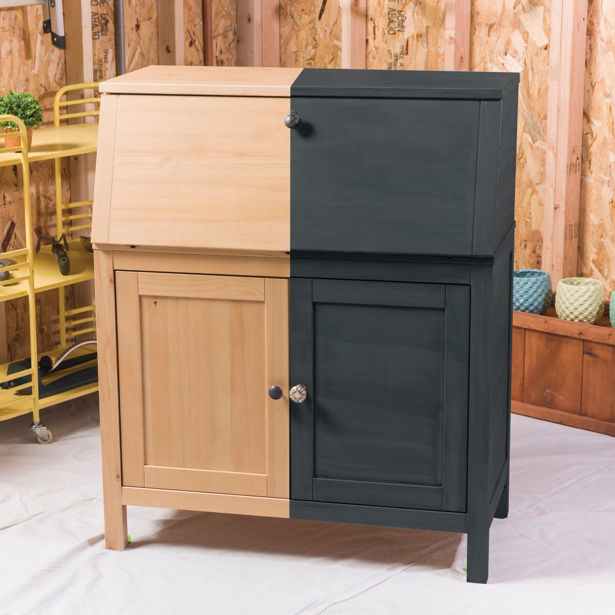 Rust-Oleum Chalked Charcoal Ultra Matte 30 Oz. Chalk Paint Image 3