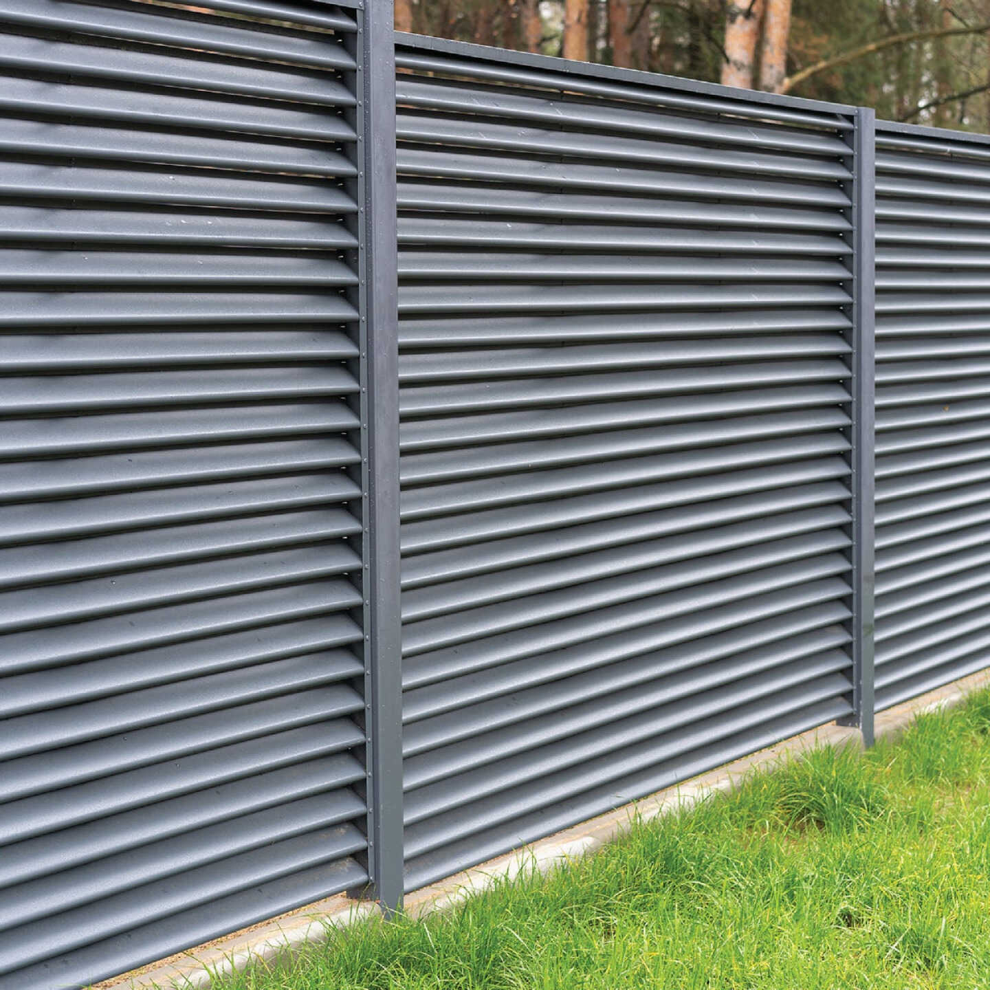 Valspar Gallon Aluminum HD Resin Finish Aluminum Paint Image 4
