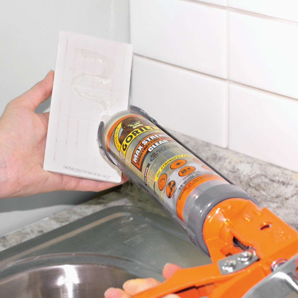 Gorilla 9 Oz. Clear Max Strength Construction Adhesive Image 3