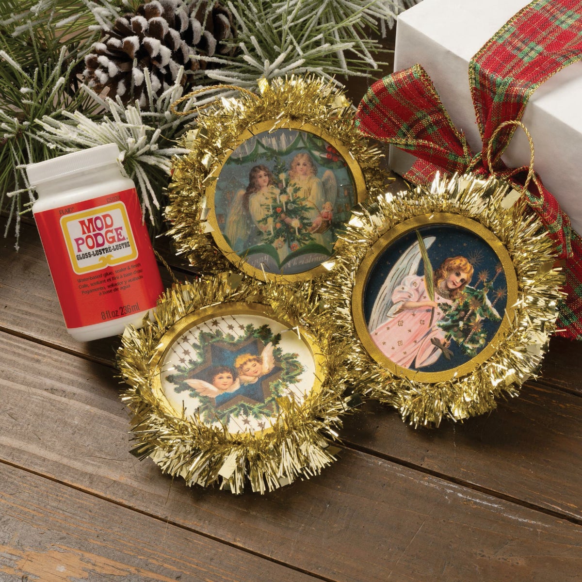 Mod Podge 8 Oz. Multi-Purpose Decoupage Glue, Gloss Image 5