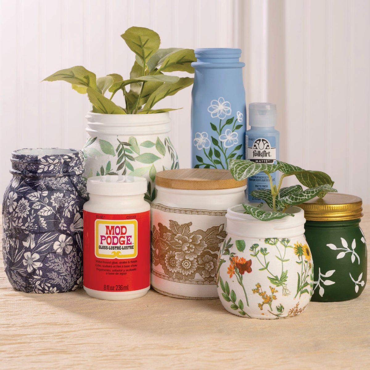 Mod Podge 8 Oz. Multi-Purpose Decoupage Glue, Gloss Image 4