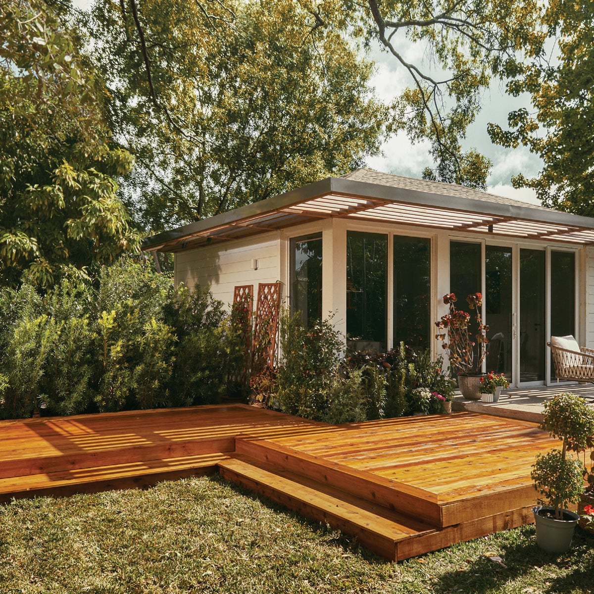 Cabot Australian Timber Oil Low VOC, Natural, 1 Gal. Image 6