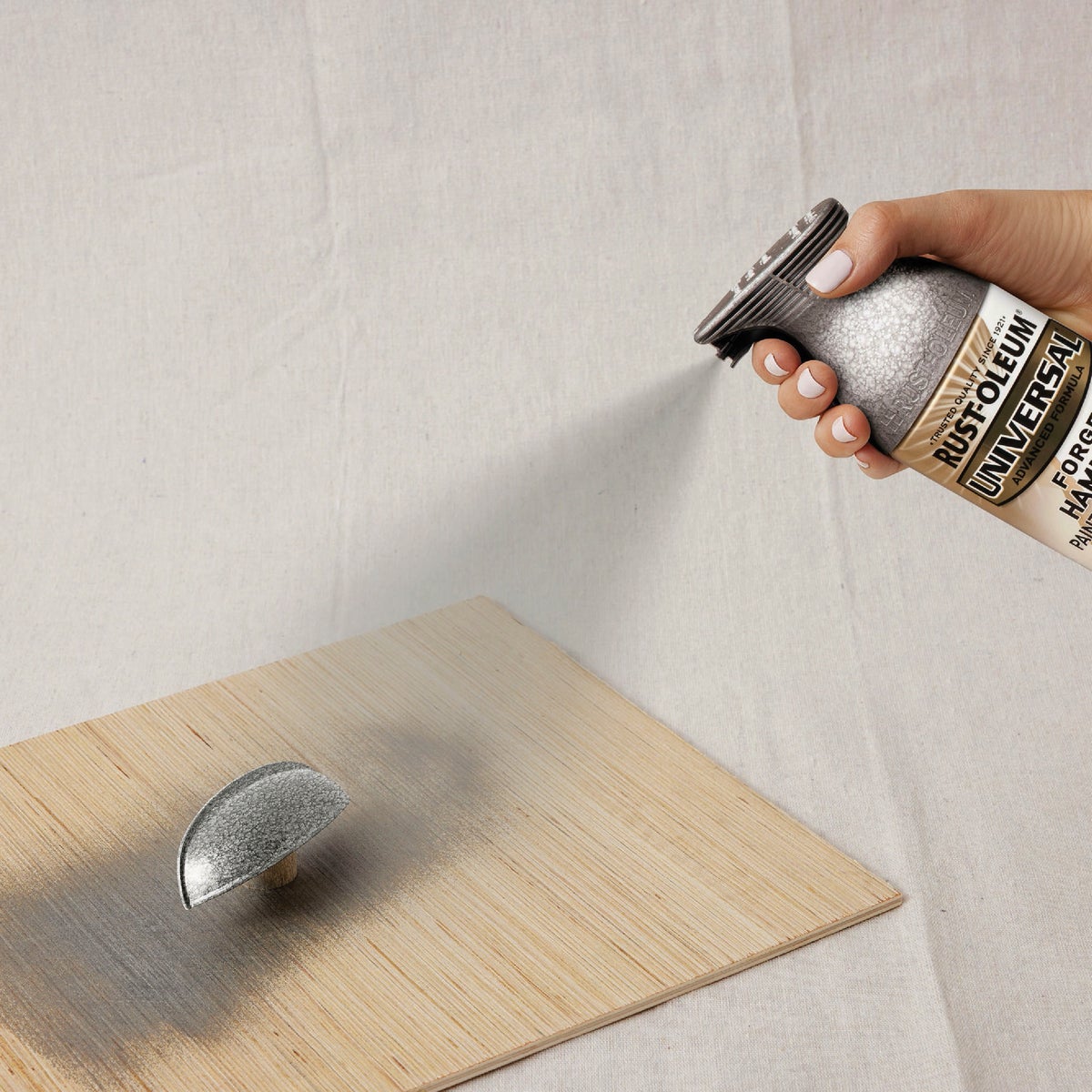 Rust-Oleum Universal 12 Oz. Forged Hammered Spray Paint, Antique Pewter Image 5