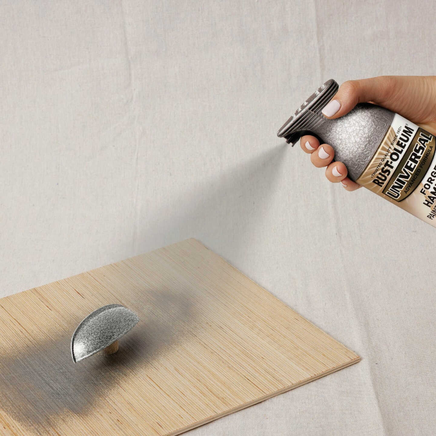 Rust-Oleum Universal 12 Oz. Forged Hammered Spray Paint, Antique Pewter Image 5