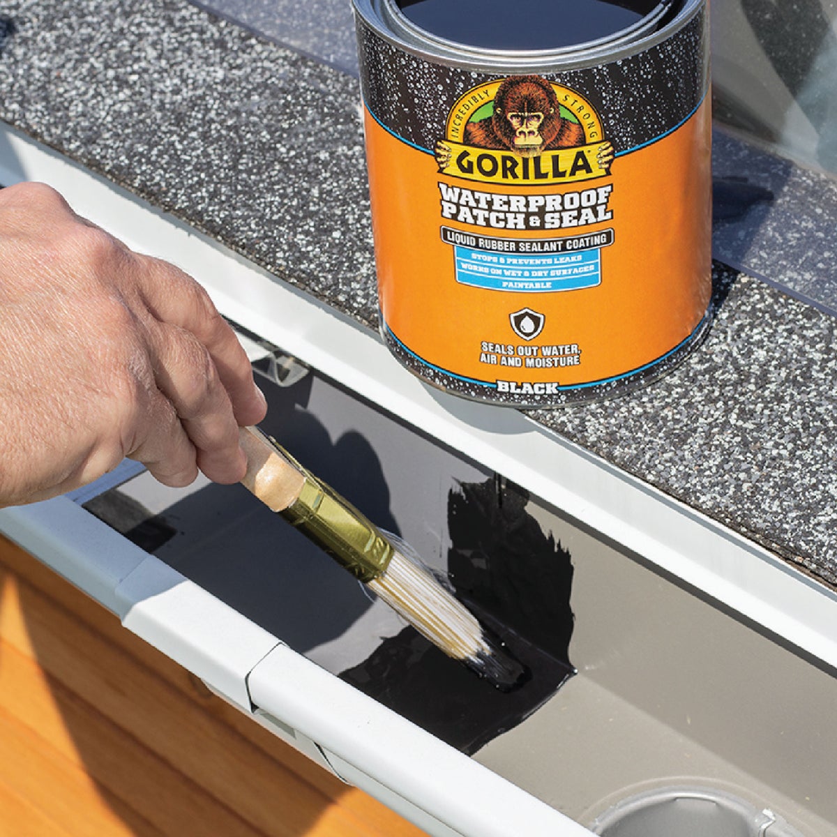 Gorilla 32 Oz. Black Waterproof Patch & Seal Liquid Image 2