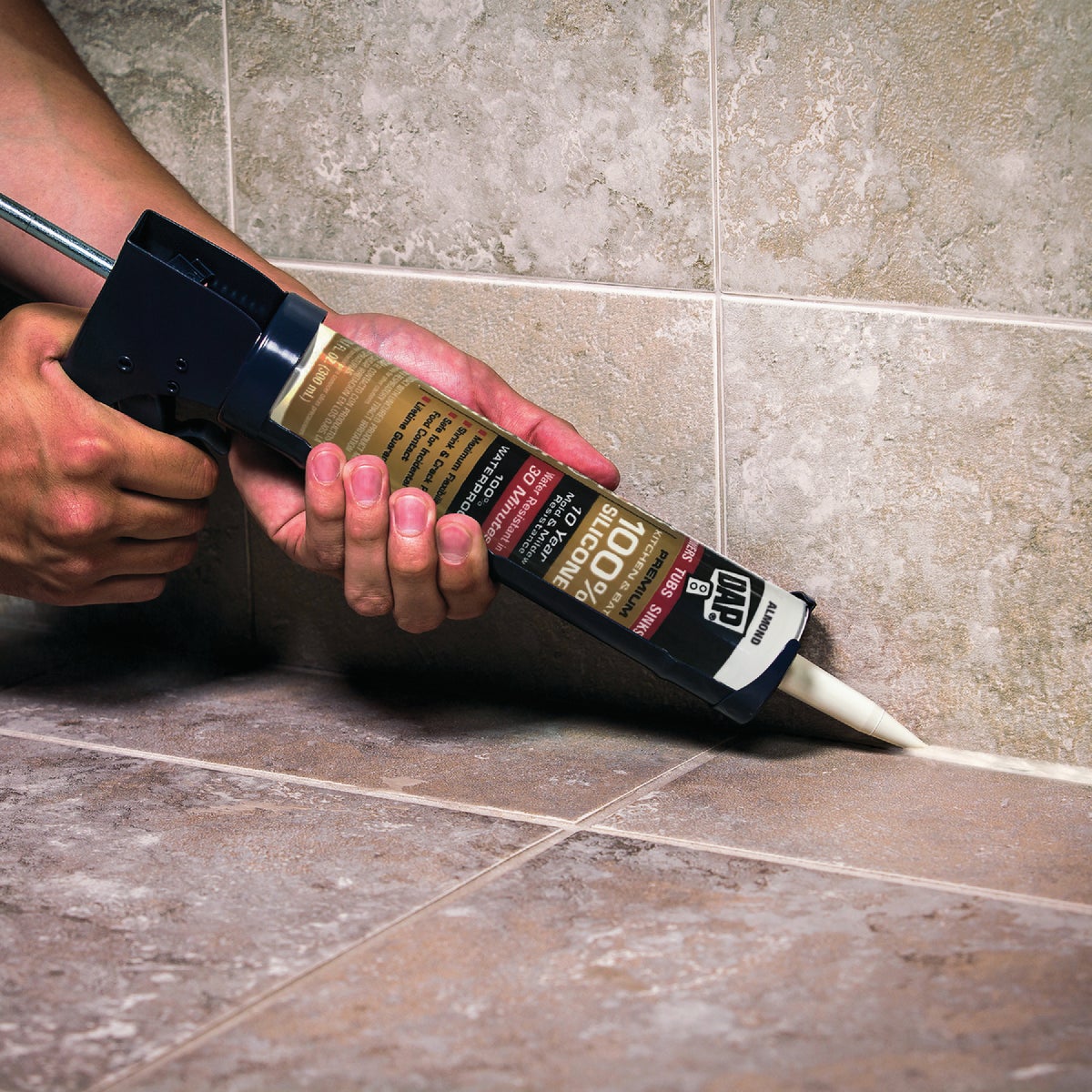 DAP Silicone Max 10.1 Oz. Clear Premium Kitchen, Bath & Plumbing 100% Silicone Sealant Image 2