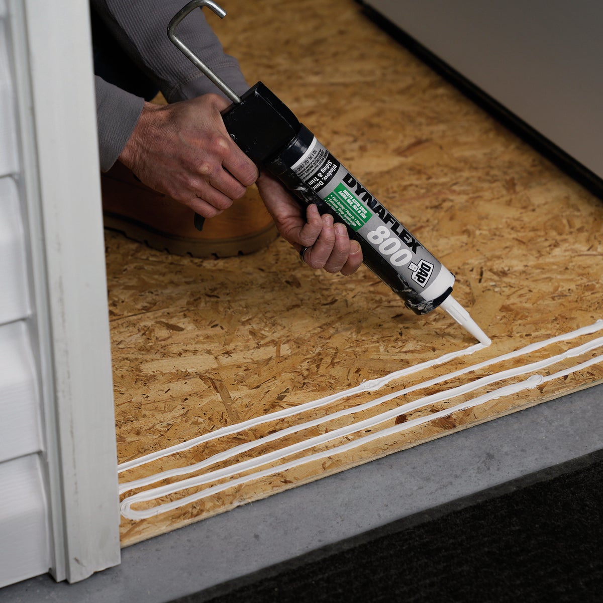 DAP Dynaflex 800 10.1 Oz. Advanced Window, Door, Siding, & Trim Polymer Sealant - Bronze BR104 Image 2