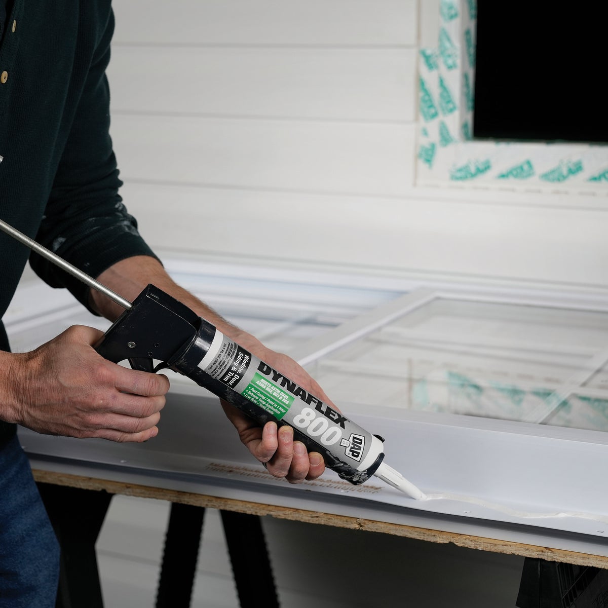 DAP Dynaflex 800 10.1 Oz. Advanced Window, Door, Siding, & Trim Polymer Sealant - Cedar Image 3