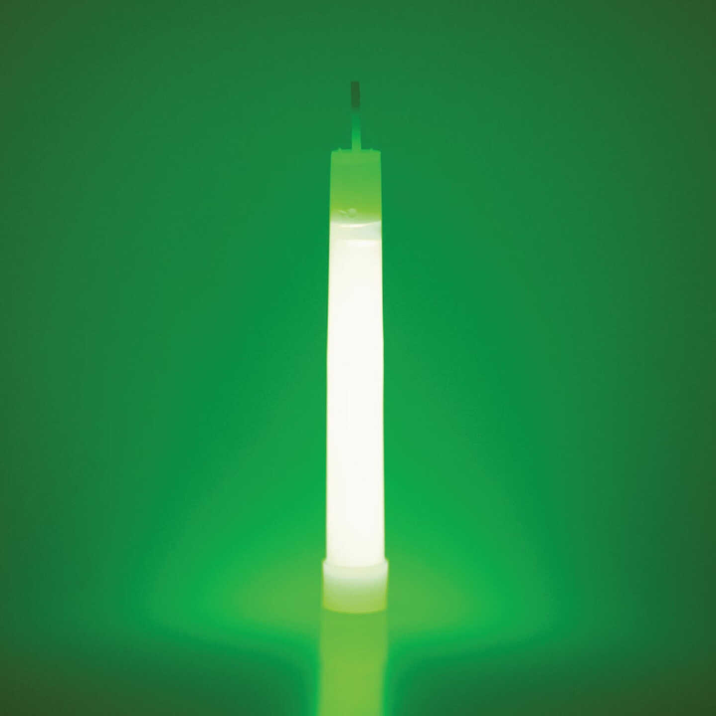 Coghlans Green Lightsticks (2-Pack) Image 2