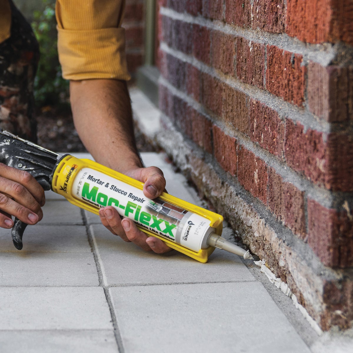 Sashco Mor-Flexx Concrete Beige Cartridge Mortar Sealant Image 4