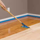 Minwax Gloss Super Fast-Drying Polyurethane For Floors, 1 Gal. Image 2