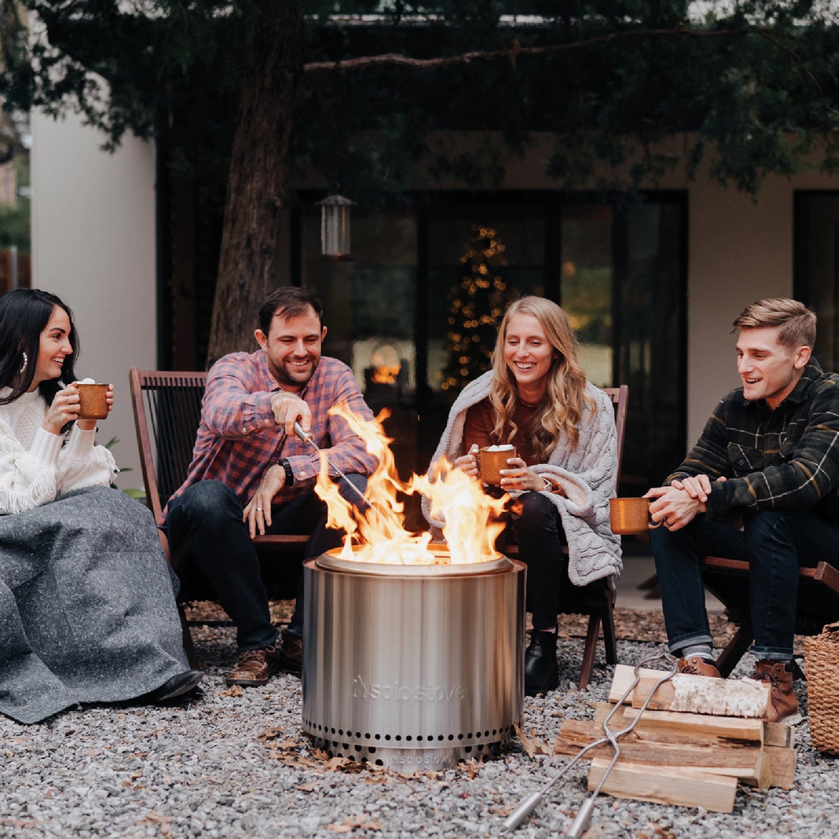 Solo Stove Bonfire 2.0 19.5 In. Round Wood Burning Smokeless Fire Pit with Stand Image 4