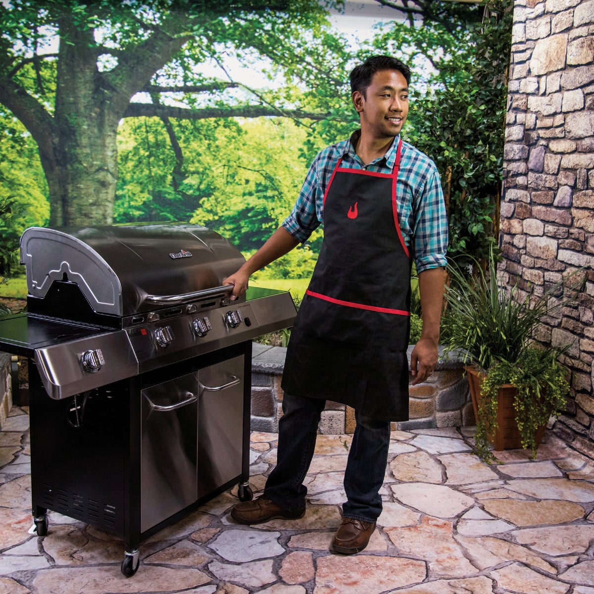 Char-Broil Black Grilling Apron Image 2