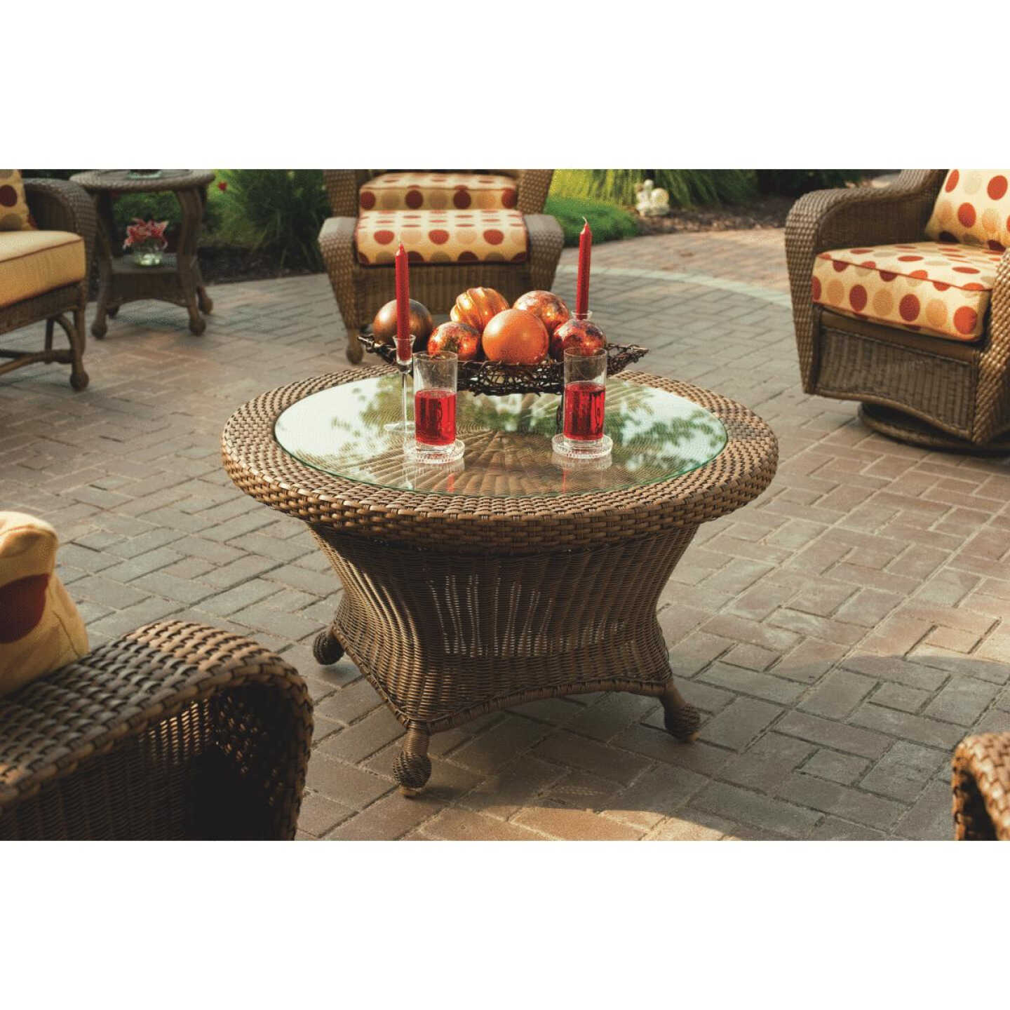 HAMPTON ROTATE TABLE/GLS Image 12